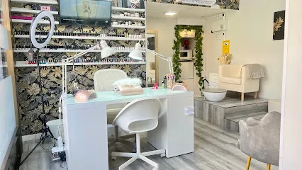 Fabulosa Nails