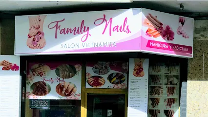Family Nails