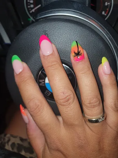 Family Nails