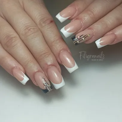 FiligraNails
