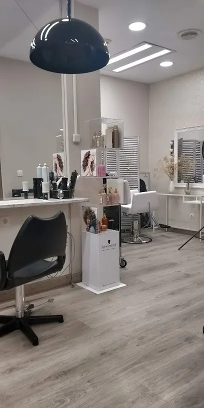 Gascueña Peluqueros