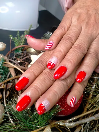 GiNails