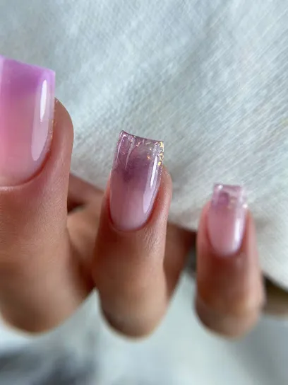 Glam Nails by Johana