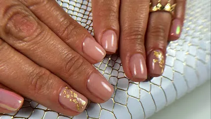 Golden Queen Nail & Beauty Professional