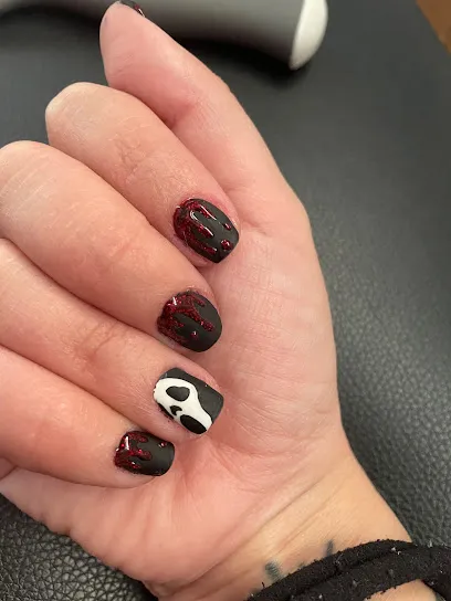 Gossip&Nails