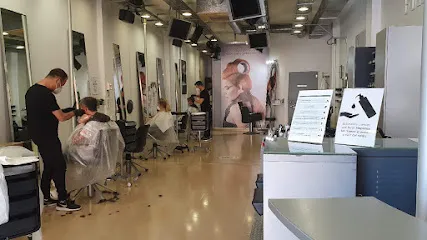 Guiller Peluqueros | San Juan, 57