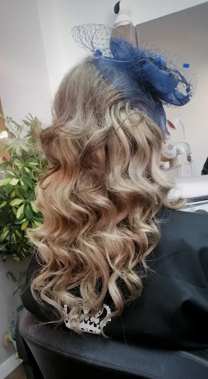 Guru Pacheco Hair Studio