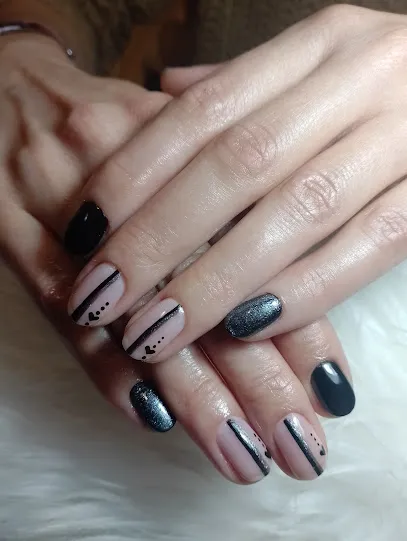 Habana Nails