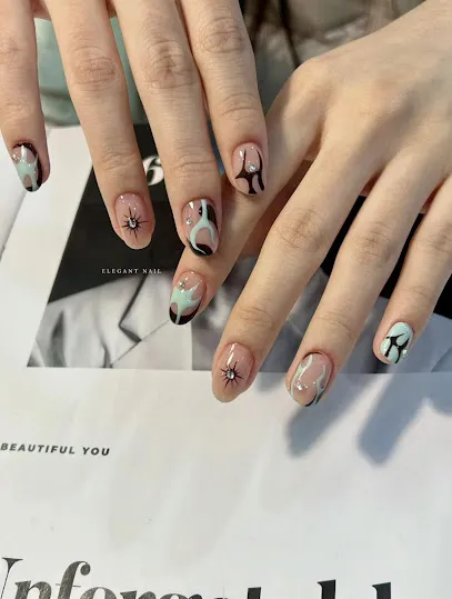 Happy Nails