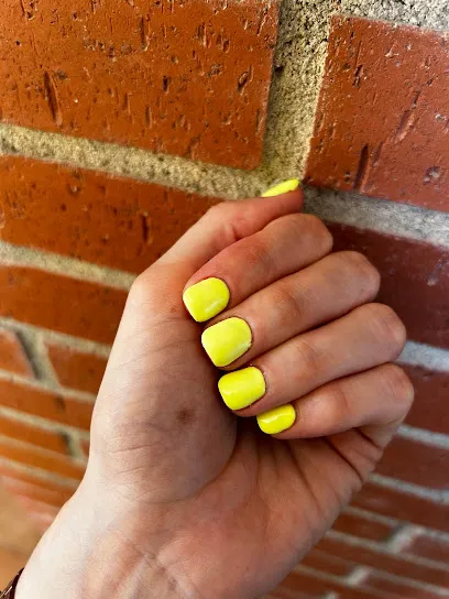 Hello Nails