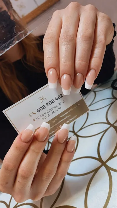 Hello Nails | Centre