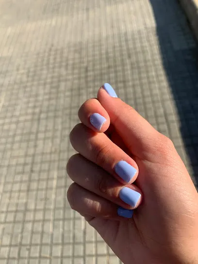 Hello Nails