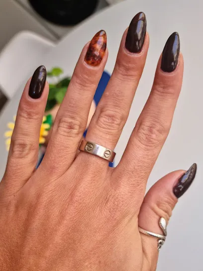Hello Nails | Filadors
