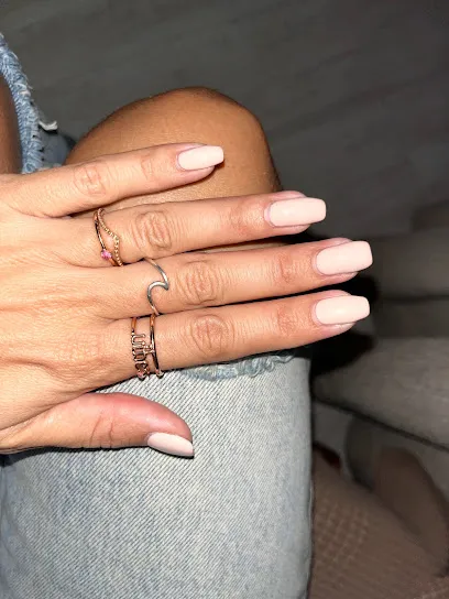 Hello Nails | Pablo Picasso