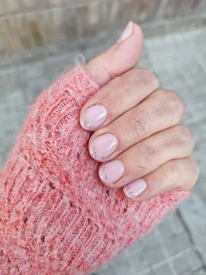 Hello Nails | Pep Ventura