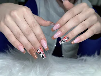 Hieu Nails