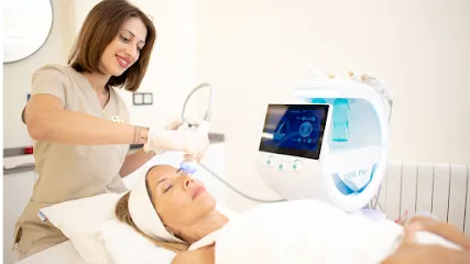 Honest Beauty