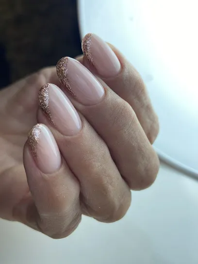 Ioana Cristescu Nails Shop
