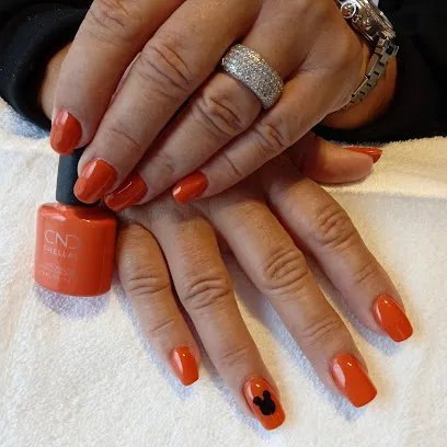 Joyce | Salón de Uñas