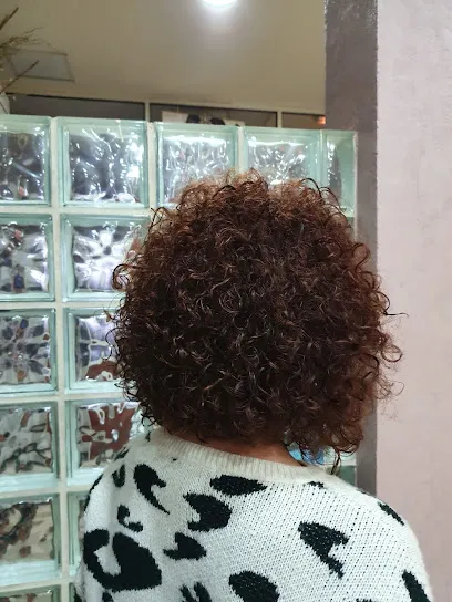 J.R. Rayosuva Peluqueros