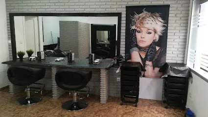Julia guillem peluqueros 2