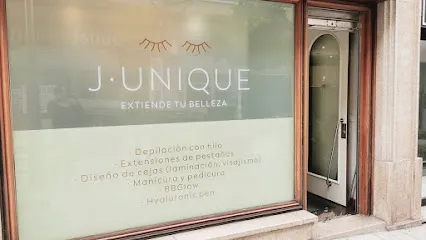 JUNIQUE Nails Beauty