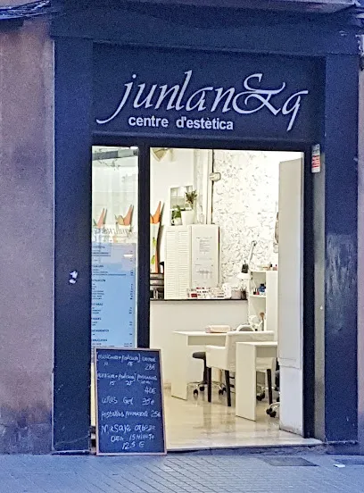 Junlan & Q