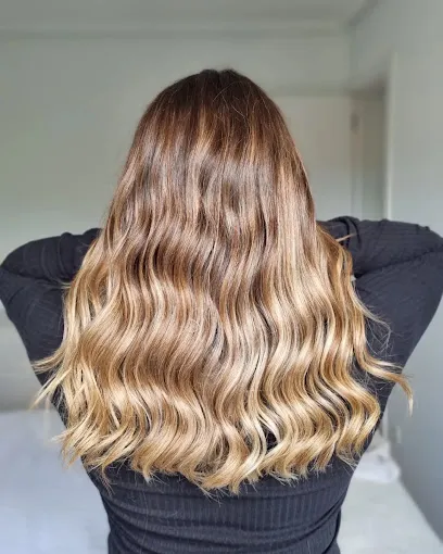 Junne Parra Hair Studio