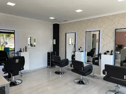 Katy's Peluquería y Estética