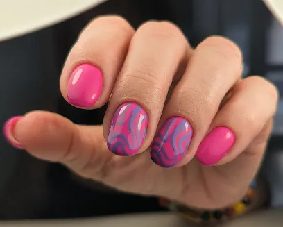 Lagom Nail Studio