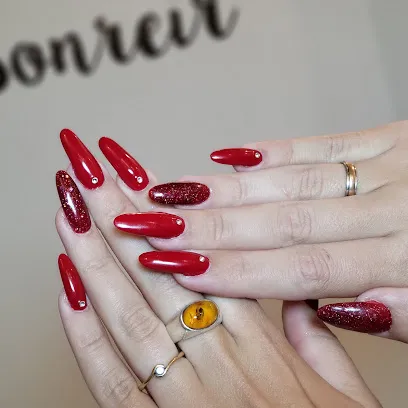 Latin Nails