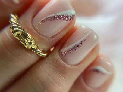 Latinails