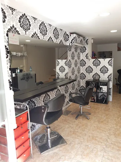Le Petit Salón PELUQUERÍA y ESTÉTICA