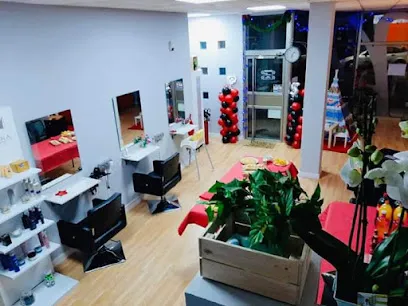 Le Petit Salon