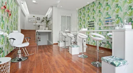 LE SALON