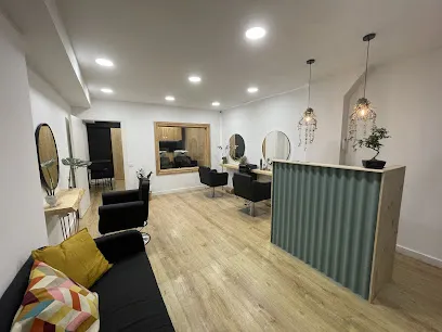 Leslie estilista