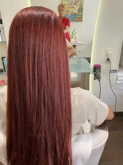 Lisa Fox Hairdresser