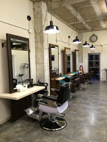 LLENAS HAIR STUDIO