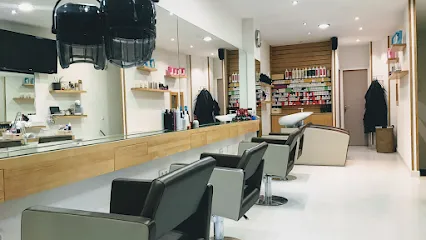 Lo&Anzu Peluqueria y Centro Estético.