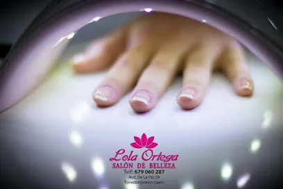 LOLA ORTEGA Medicina Estética