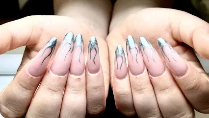 Lotus Nails Garden 3