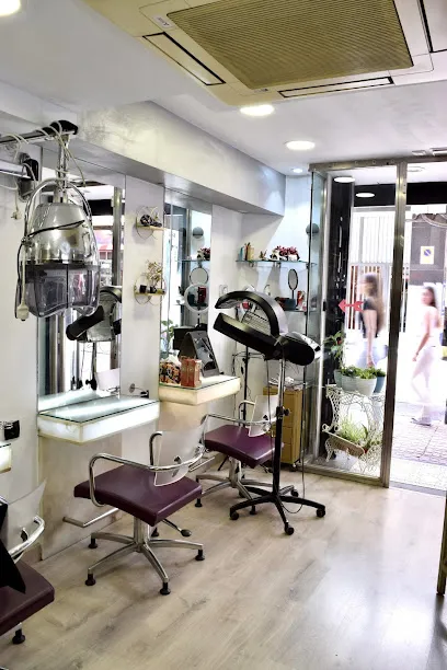 Louisse Lambea | Peluquería