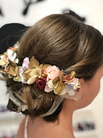 Lourdes Peluquería y Estética