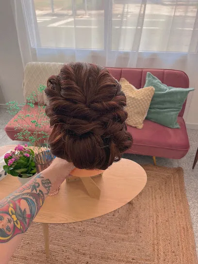 L&R Hair Salon