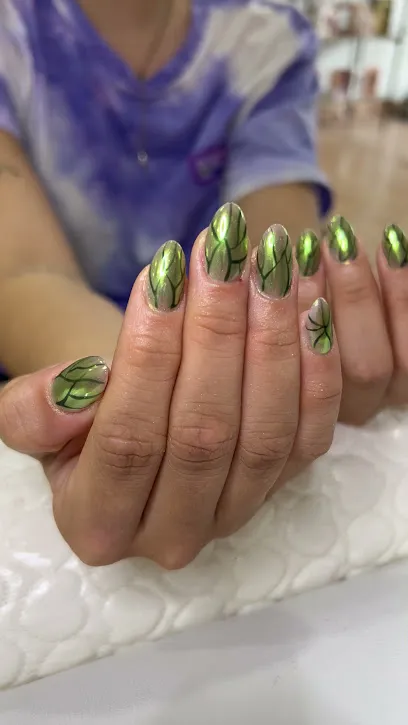 Lua Nails