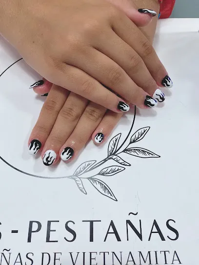 LUIS Nails