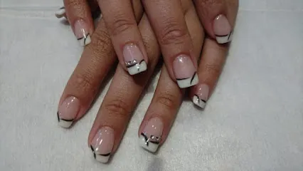 Luz María Peluquería y Estética