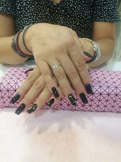 Luz Nails Beauty
