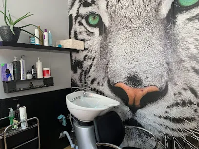 M & J Hair Studio
