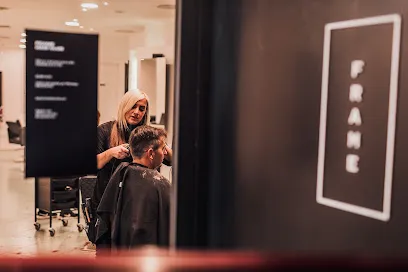 Manlleu Frame Hair Club
